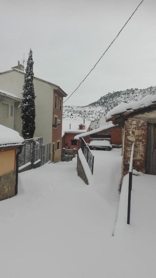 Apartamento Turistico Javalambre Camarena de la Sierra Eksteriør billede