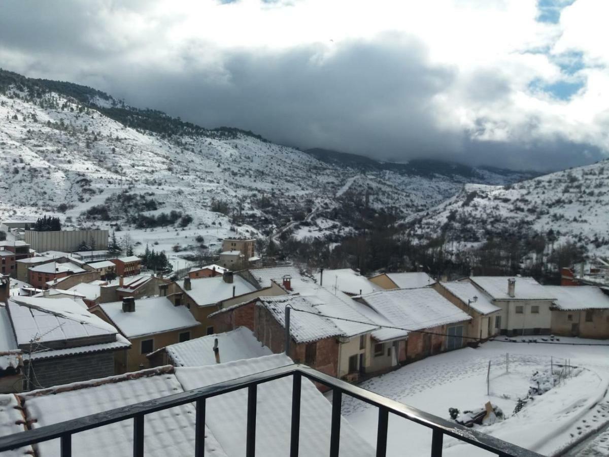Apartamento Turistico Javalambre Camarena de la Sierra Eksteriør billede